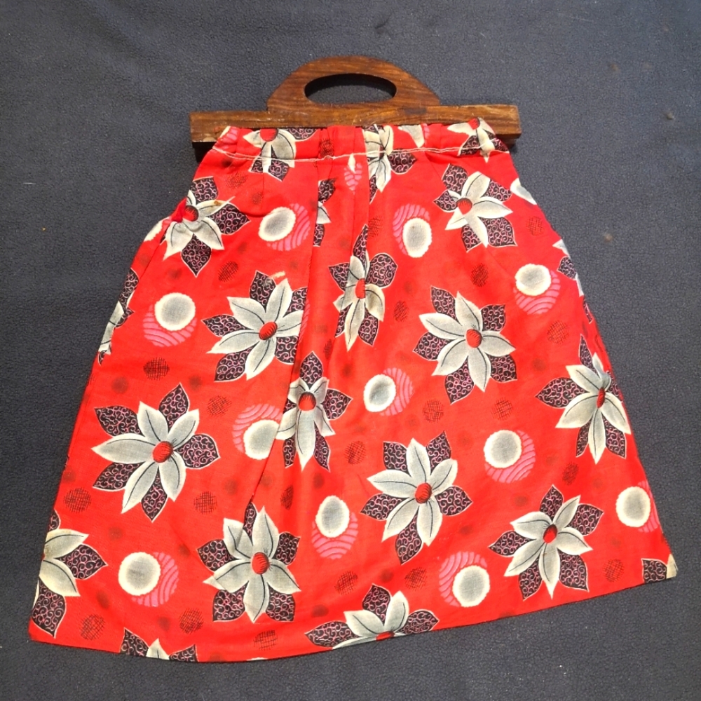 Wooden handle purse